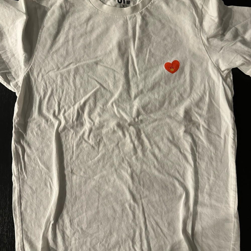 Uniqlo x BTS. White T-Shirt Size Medium